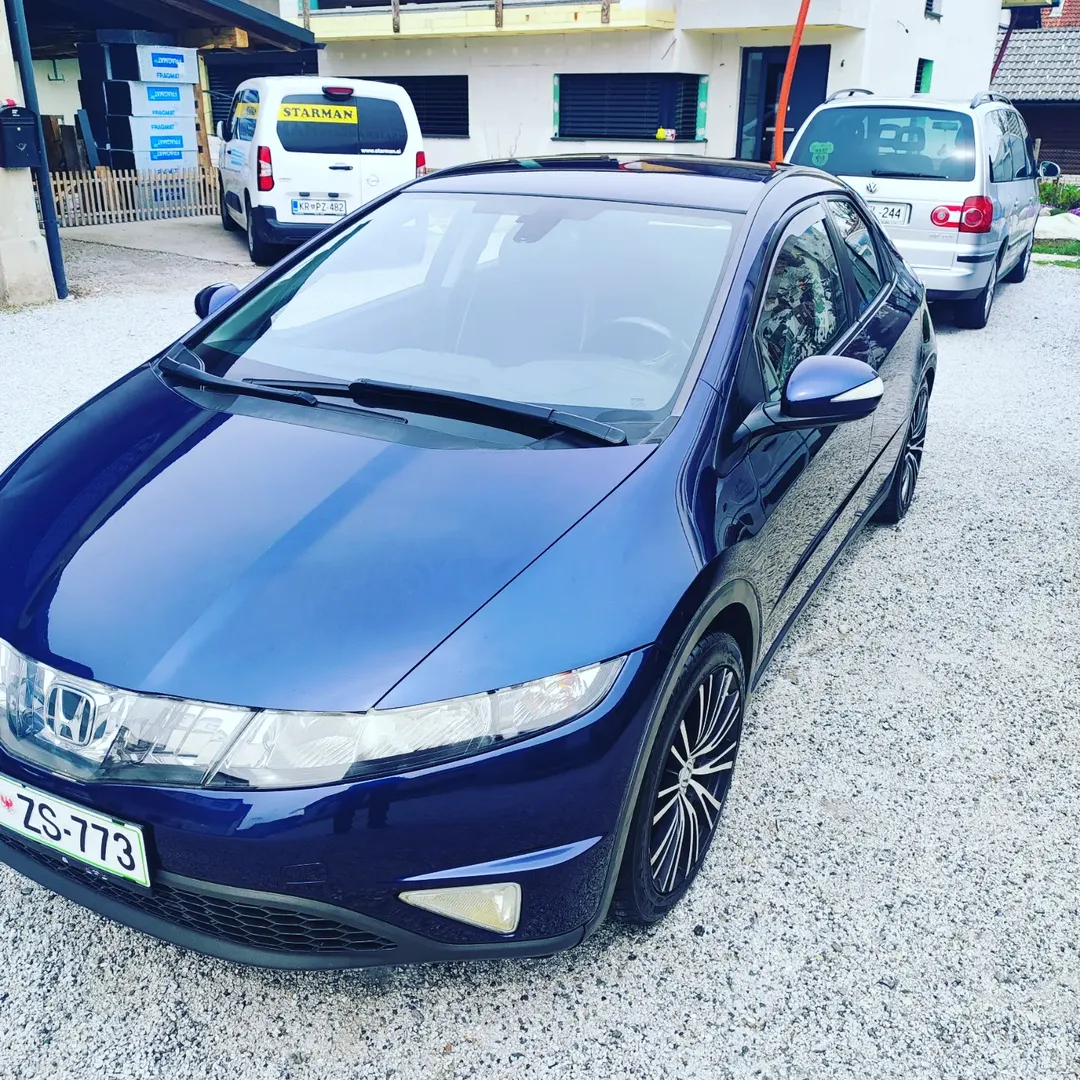 Honda Civic po osnovnem čiščenju